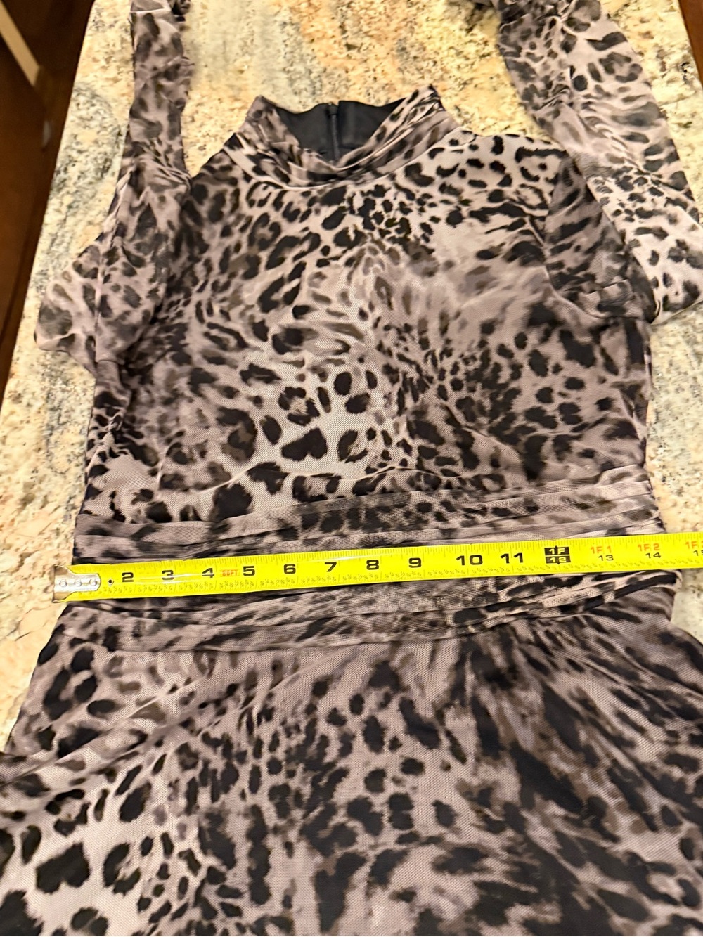 🐆 Eliza J Animal Print Midi Dress Size 8 Ruched Sleeve Mock Neck Fit & Flare - Picture 7 of 12